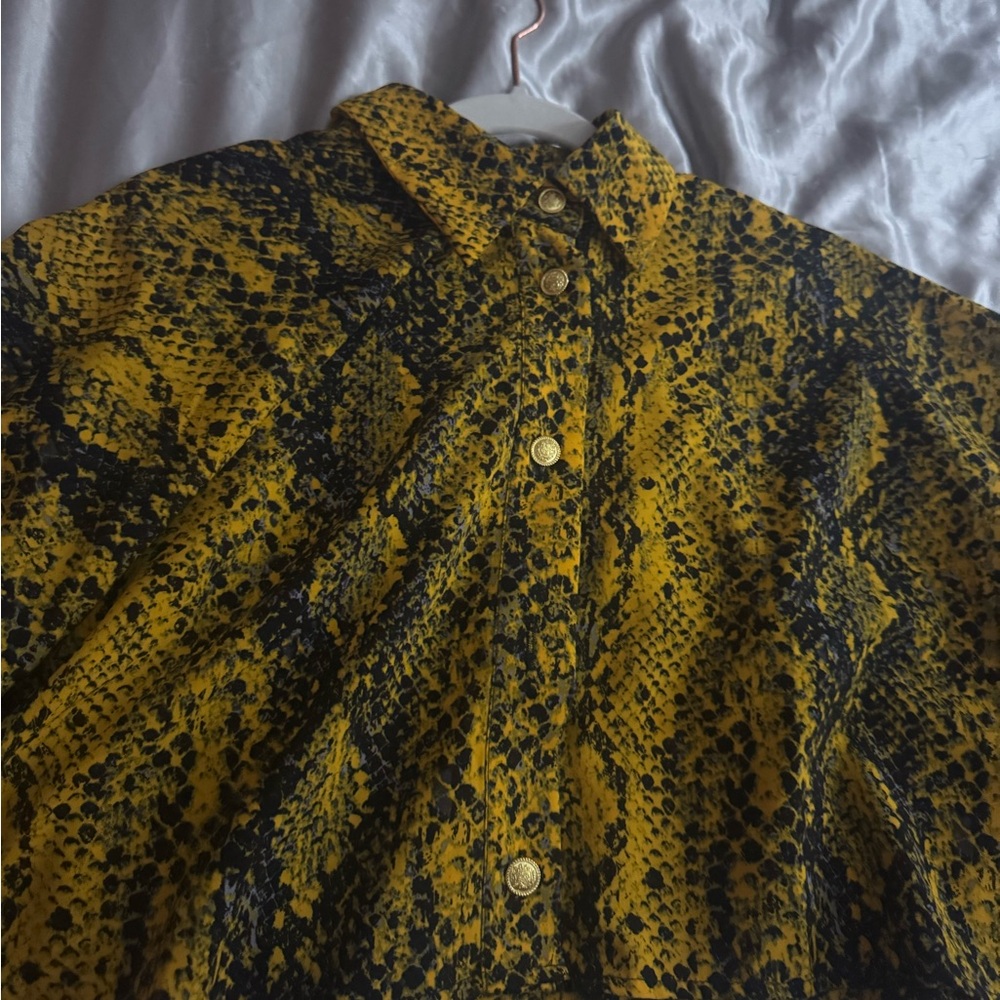 AKIRA Yellow and Black Animal Print Shirt